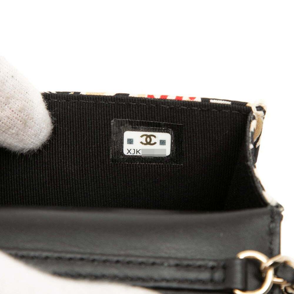 CHANEL Black Leather Logo Shoulder Bag - Picture 6 of 7